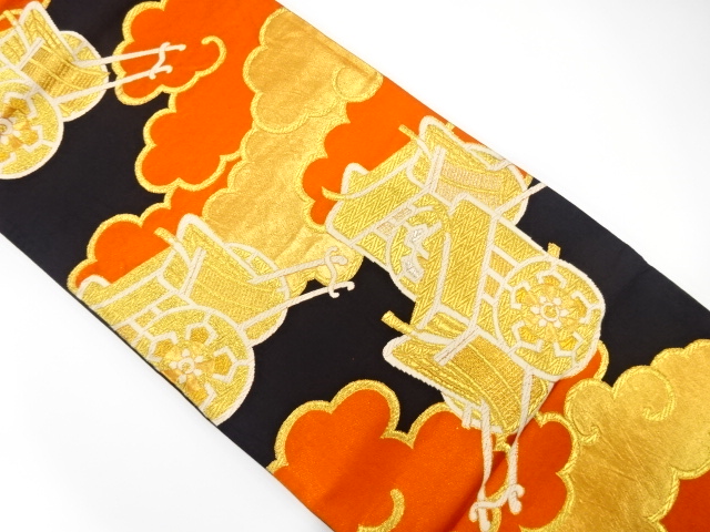 アンティーク　雲に御所車模様織り出し袋帯（着用可）